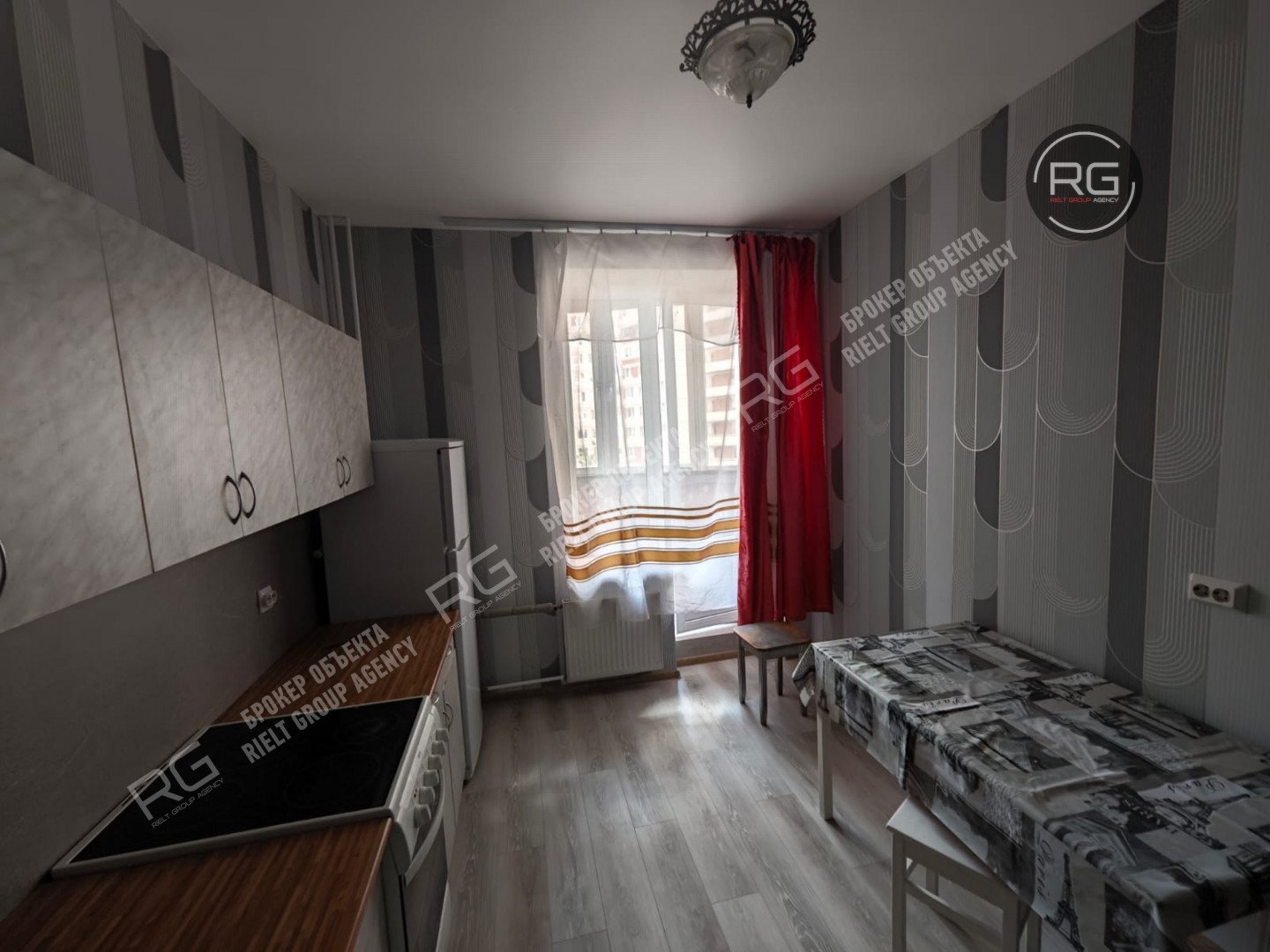   1-к квартира, 43 кв.м. 