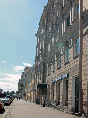 Миниатюра 2, 100м2 с витринами от собственника, 100 м², Санкт-Петербург, Адмиралтейский район, Римского-Корсакова пр-кт., д.93