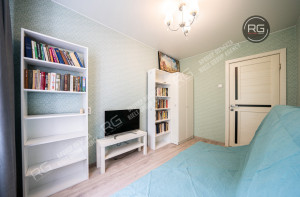 Миниатюра 1, 3-к квартира недалеко от метро, 53 м², Санкт-Петербург, Василеостровский район, Нахимова ул., д.4, литер В