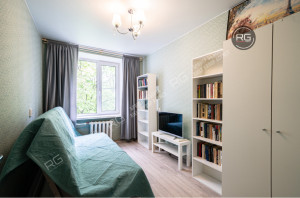 Миниатюра 17, 3-к квартира недалеко от метро, 53 м², Санкт-Петербург, Василеостровский район, Нахимова ул., д.4, литер В