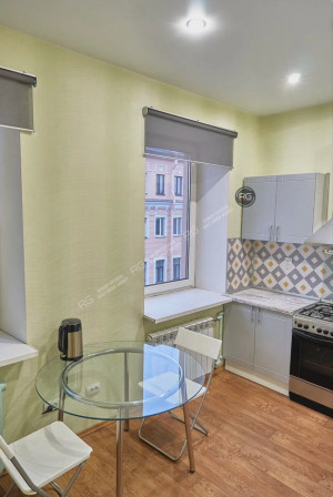 Миниатюра 15, 3-к квартира рядом с метро, 76 м², Санкт-Петербург, Петроградский район, Большая Зеленина ул., д.15, литер А