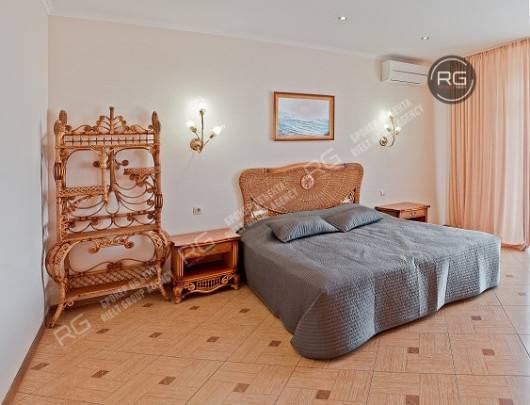 4-комн. апартаменты, S=121,2 м², 121,2 м², Крым Республика, Ялта г., Отрадное п.г.т., Мориса Тореза ул., д.11