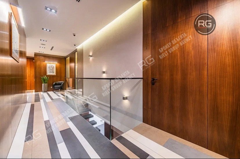 Миниатюра 19, Аренда офиса у метро!, 350 м², Санкт-Петербург, Центральный район, Восстания ул., д.6А