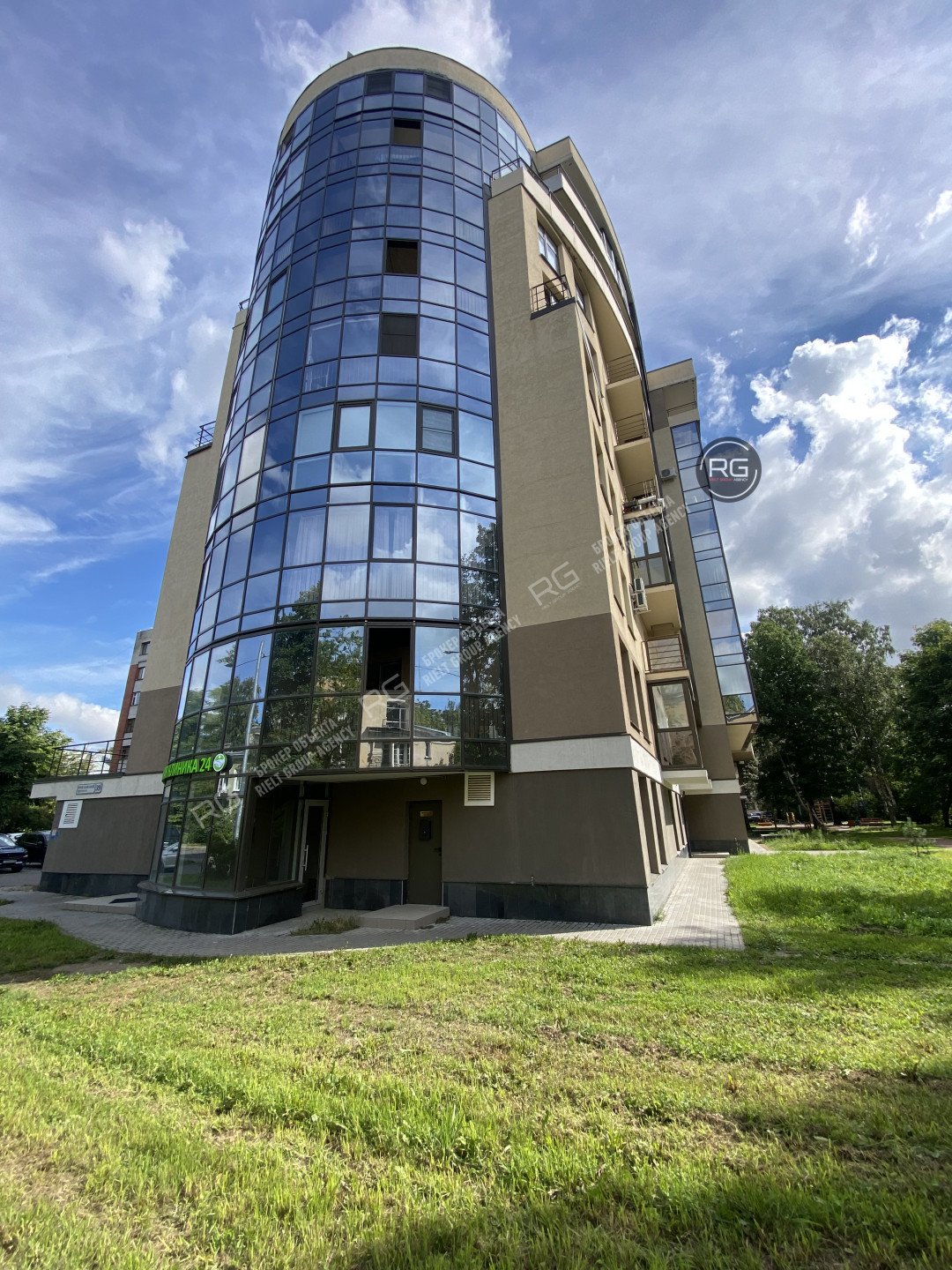 Миниатюра 18, Аренда у метро, 135 м², Санкт-Петербург, Выборгский район, Ярославский пр-кт., д.39