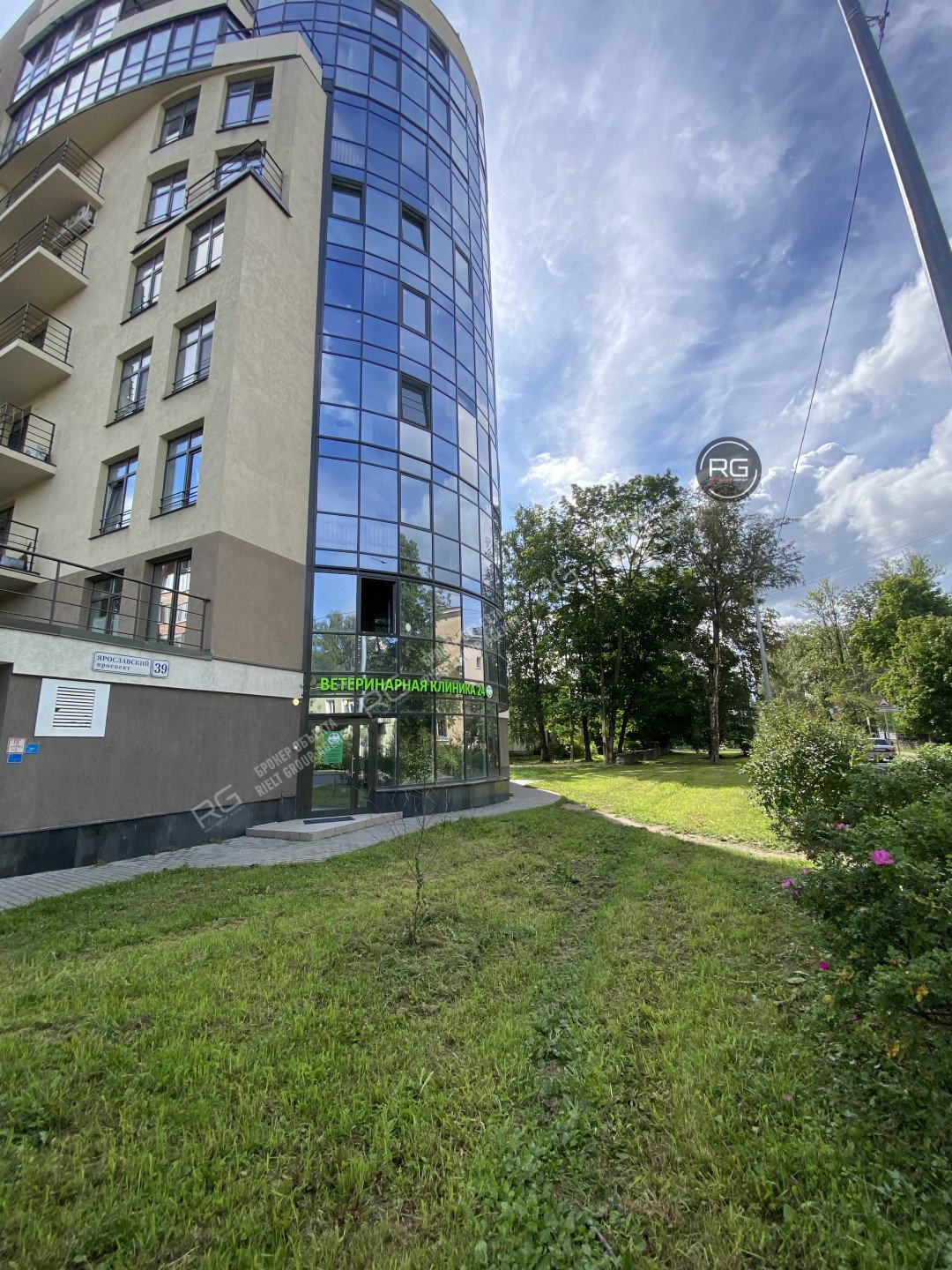 Миниатюра 19, Аренда у метро, 135 м², Санкт-Петербург, Выборгский район, Ярославский пр-кт., д.39