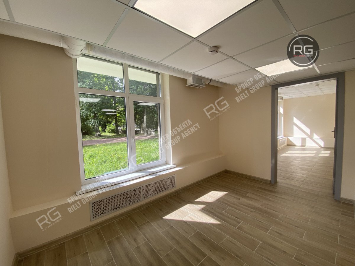 Миниатюра 2, Аренда у метро, 135 м², Санкт-Петербург, Выборгский район, Ярославский пр-кт., д.39