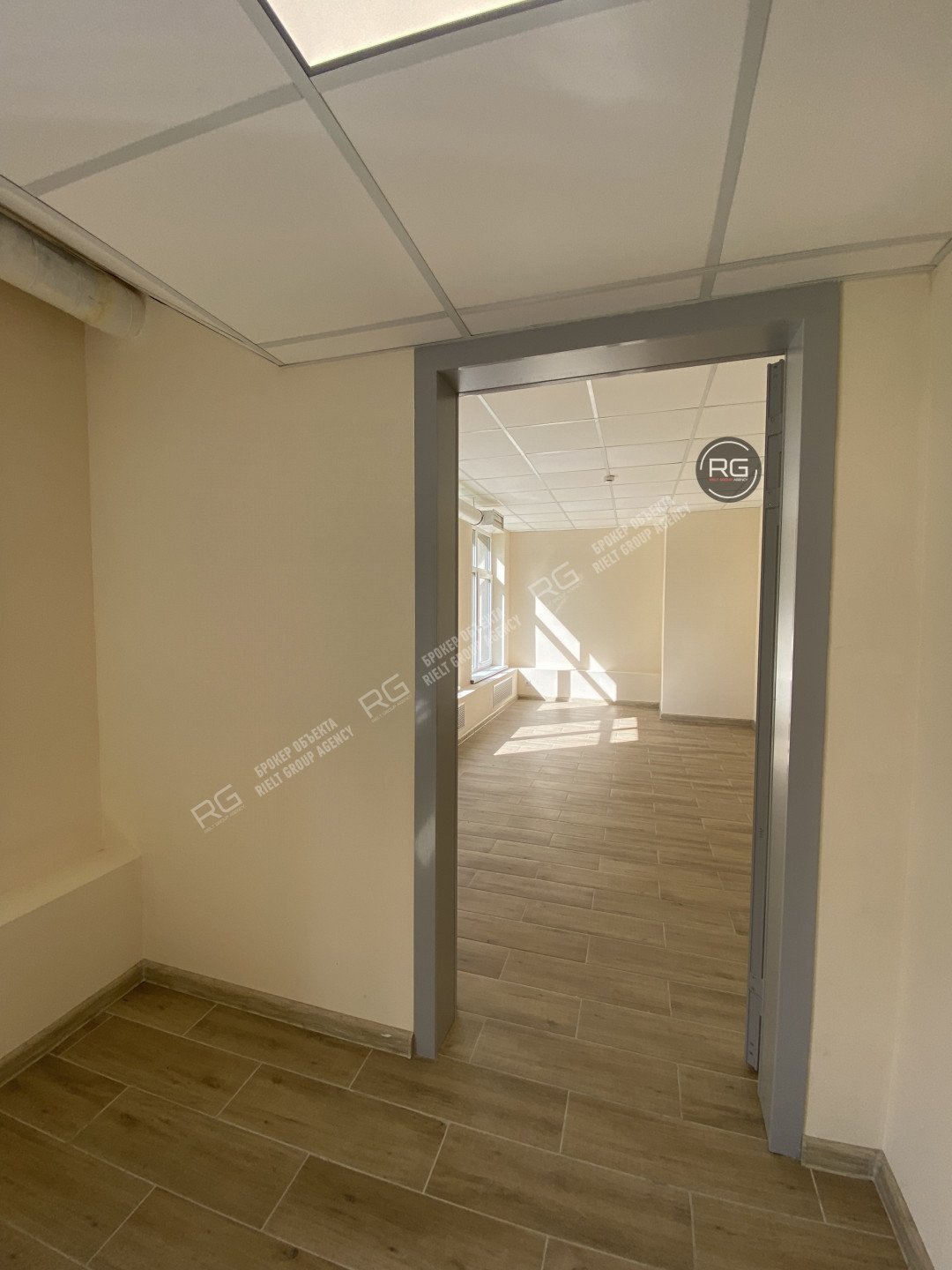 Миниатюра 9, Аренда у метро, 135 м², Санкт-Петербург, Выборгский район, Ярославский пр-кт., д.39