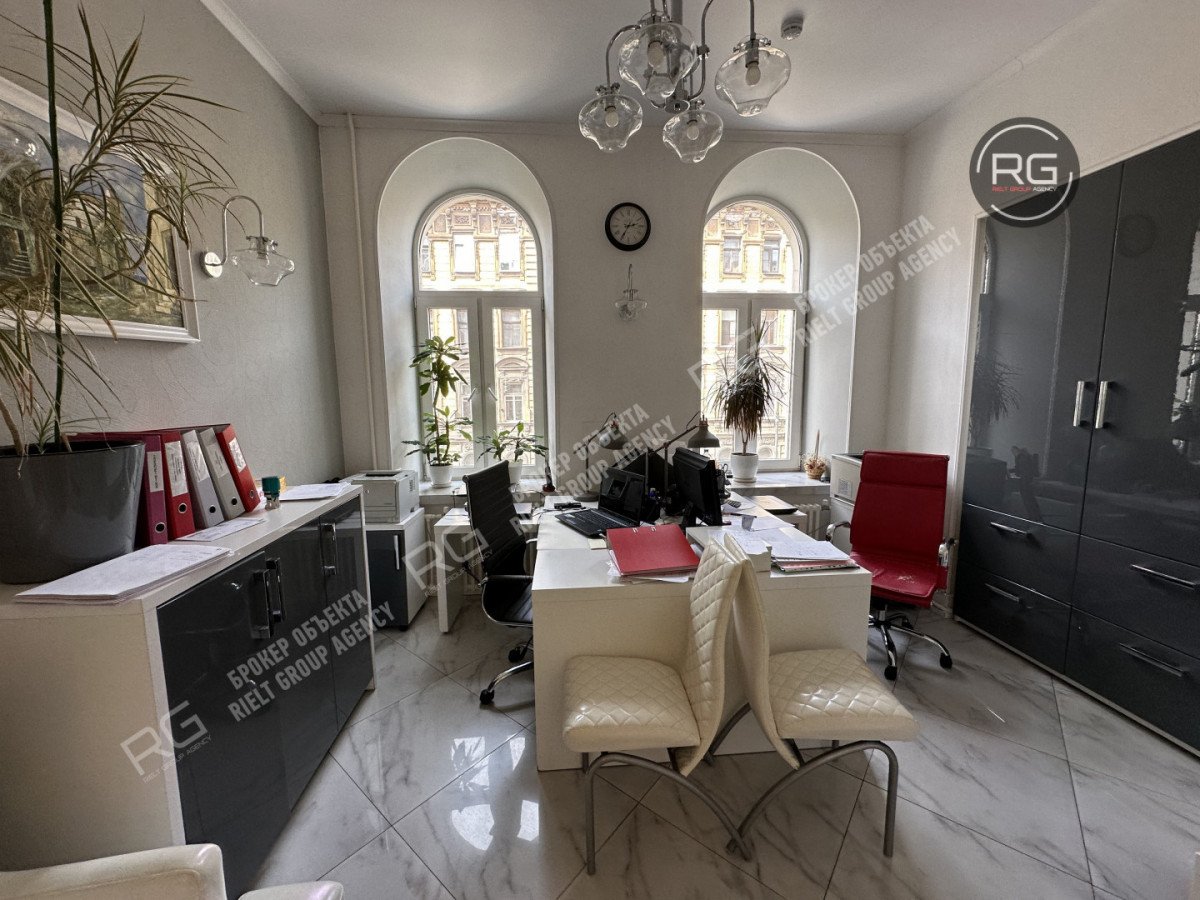 Миниатюра 4, Дизайнерское помещение в центре, 73 м², Санкт-Петербург, Центральный район, Загородный пр-кт., д.12