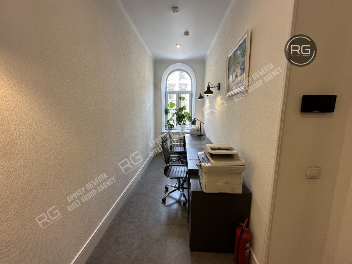 Миниатюра 8, Дизайнерское помещение в центре, 73 м², Санкт-Петербург, Центральный район, Загородный пр-кт., д.12