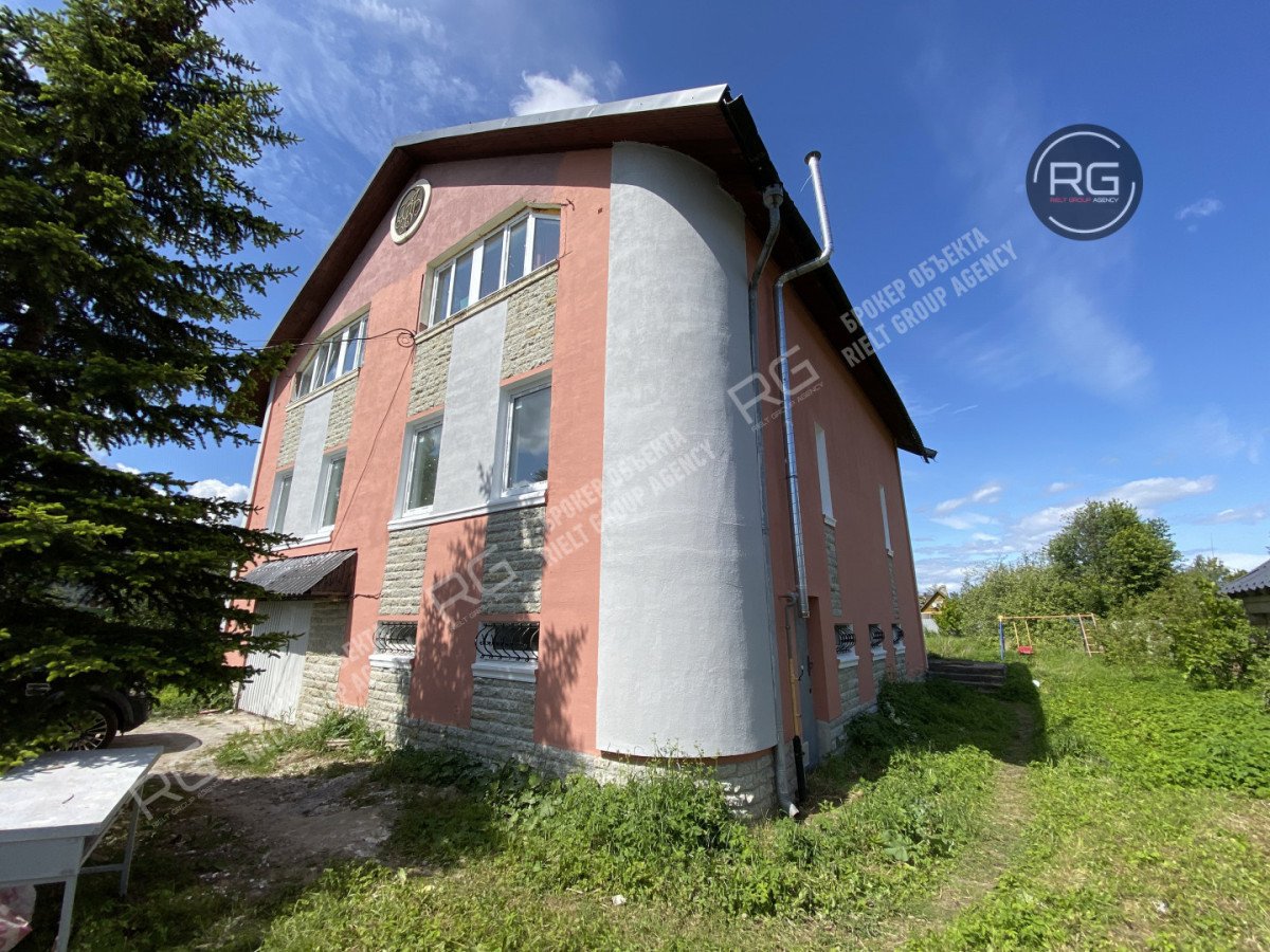 Фото 1, Дом 500м2 в черте города, 500 м², Санкт-Петербург, Красносельский район, Горелово тер., Красносельский, Коммунаров ул., д.16