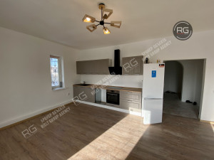 Миниатюра 11, Дом 500м2 в черте города, 500 м², Санкт-Петербург, Красносельский район, Горелово тер., Красносельский, Коммунаров ул., д.16