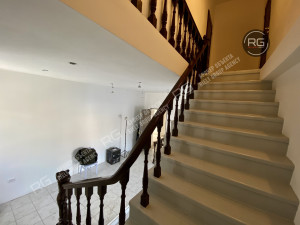 Миниатюра 15, Дом 500м2 в черте города, 500 м², Санкт-Петербург, Красносельский район, Горелово тер., Красносельский, Коммунаров ул., д.16