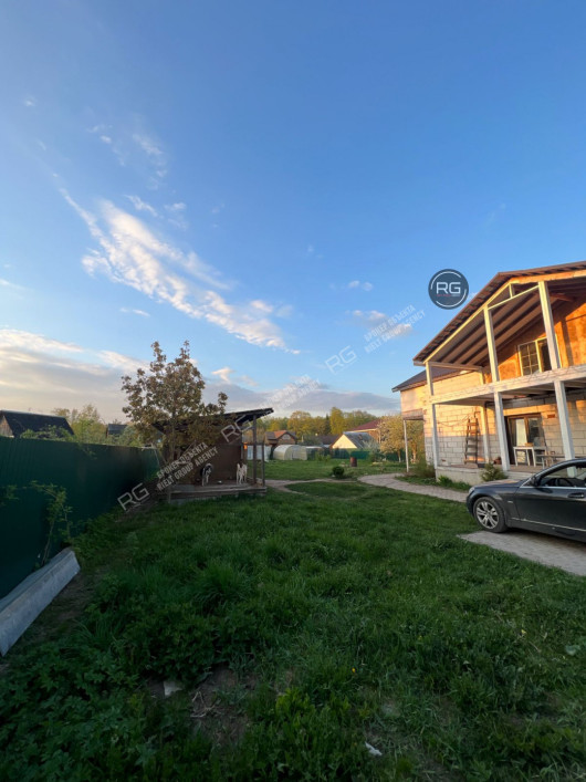 Дом с террасой в Гатчине, 168 м², Ленинградская область, Гатчинский район, Гатчина г., Нади Федоровой ул., д.23а