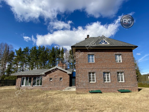 Миниатюра 2, Кирпичный дом 841 м2 с бассейном, 841 м², Ленинградская область, Всеволожский район, Канисты д., Лесной б-р.