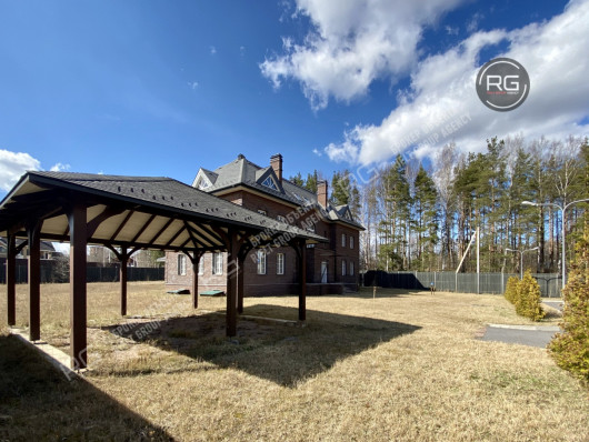 Кирпичный дом 841 м2 с бассейном, 841 м², Ленинградская область, Всеволожский район, Канисты д., Лесной б-р.