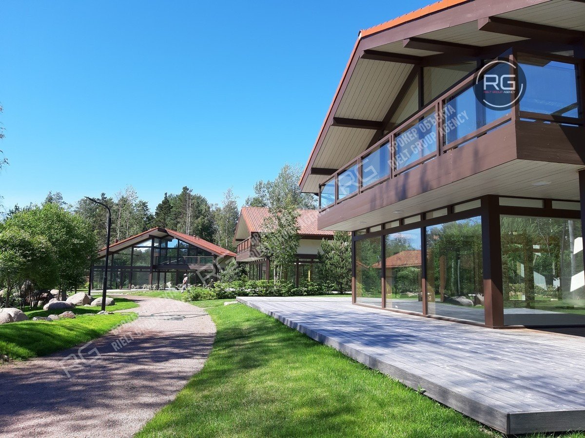 Фото 1, Коттедж в клубном посёлке, 605 м², Санкт-Петербург, Курортный район, Солнечное п., Курортный, Вокзальная ул., д.10