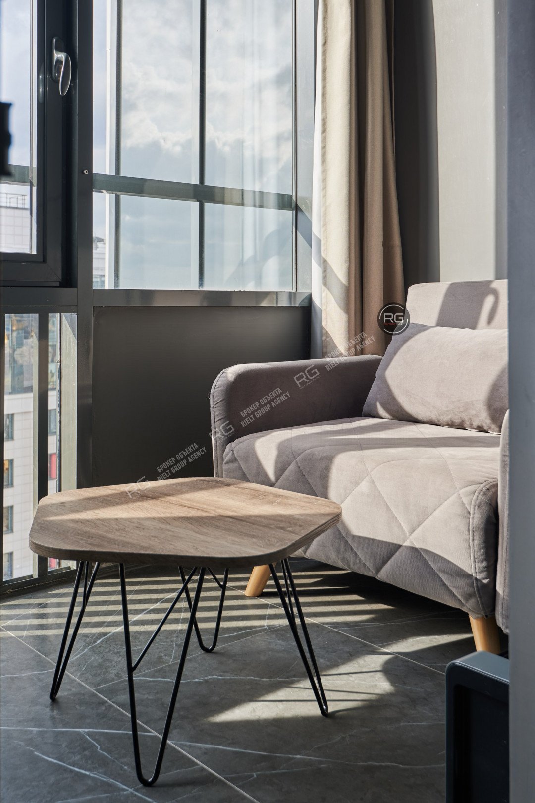 Миниатюра 2, Квартира с дизайнерским ремонтом!, 53,6 м², Санкт-Петербург, Московский район, Малая Митрофаньевская ул., д.8, к.1, строение 1