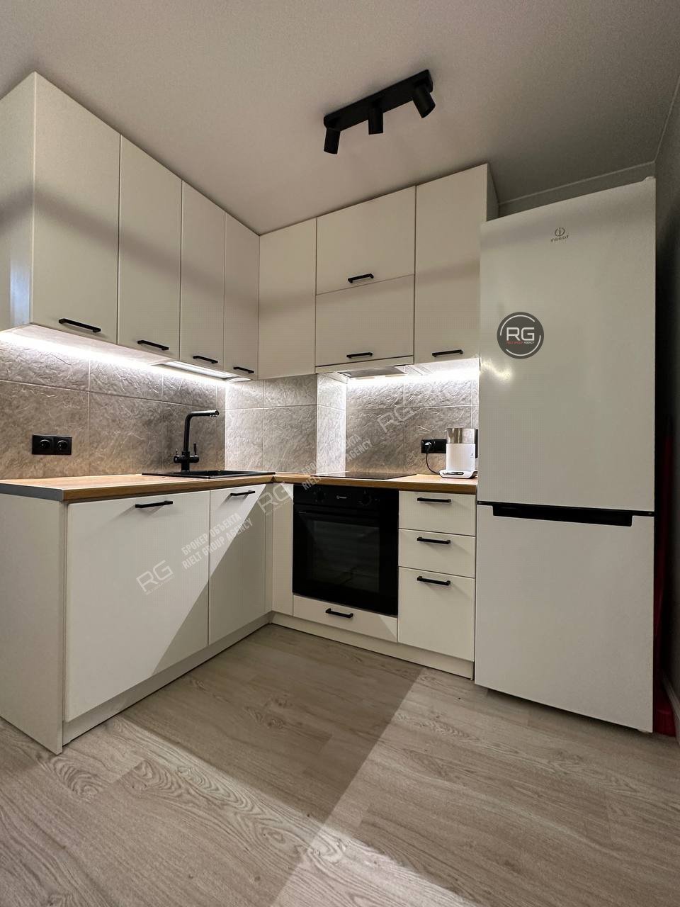   Квартира с ремонтом, 40 кв.м. 