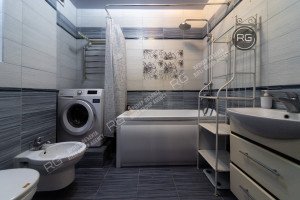 Миниатюра 11, квартира с выходом в парк!, 70 м², Ленинградская область, Гатчинский район, Гатчина г., Чкалова ул., д.40