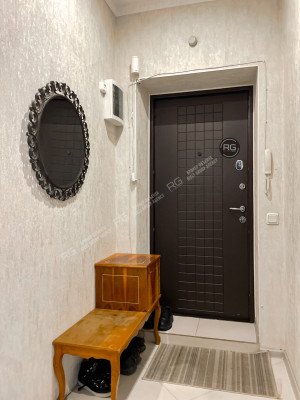 Миниатюра 14, квартира с выходом в парк!, 70 м², Ленинградская область, Гатчинский район, Гатчина г., Чкалова ул., д.40