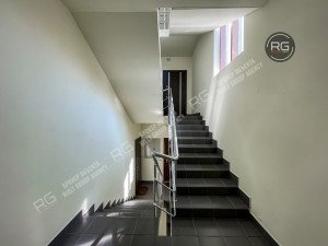 Миниатюра 16, квартира с выходом в парк!, 70 м², Ленинградская область, Гатчинский район, Гатчина г., Чкалова ул., д.40