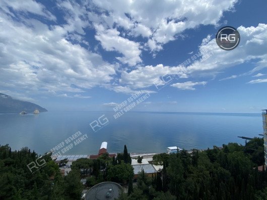 Квартира у моря в Гурзуфе, 117 м², Крым Республика, Ялта г., Гурзуф п.г.т., им А.С.Пушкина наб., д.5д