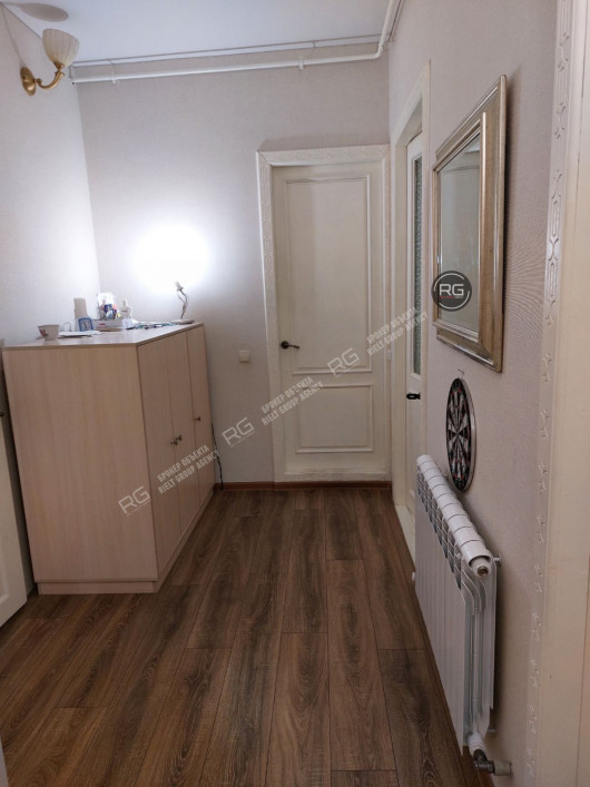 Квартира в центре Ялты с двором, 58 м², Крым Республика, Ялта г., Кирова ул., д.36