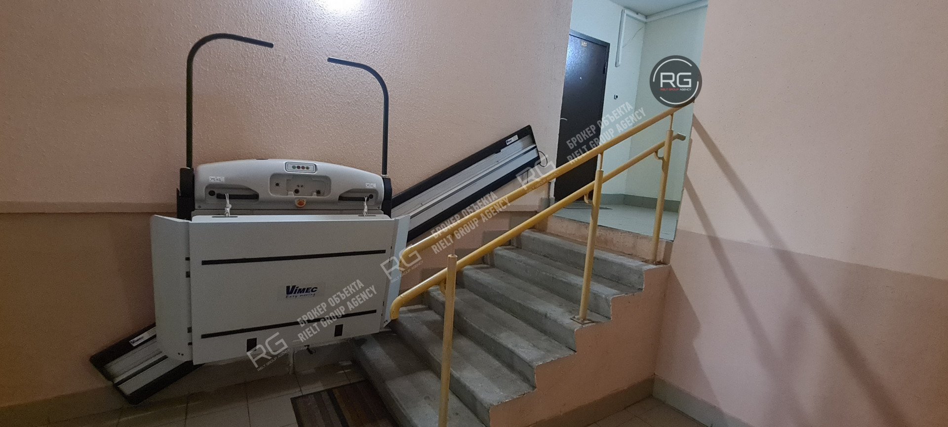   Квартира возле метро, 45 кв.м. 