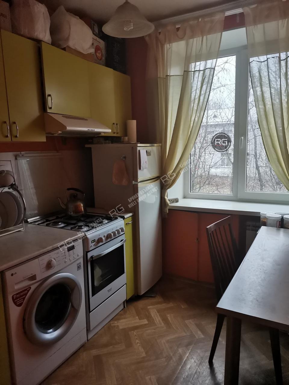   Квартира возле метро, 31 кв.м. 