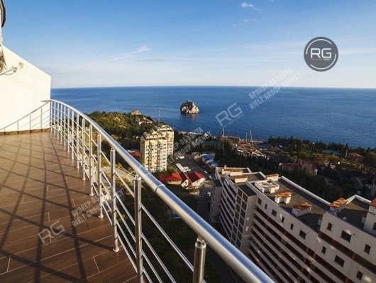 Пентхаус в Гурзуфе, 250 м², Крым Республика, Ялта г., Гурзуф п.г.т., Строителей ул., д.3а