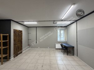 Миниатюра 2, Помещение с парковкой во дворе, 41,7 м², Санкт-Петербург, Адмиралтейский район, Курляндская ул., д.23, литер Б