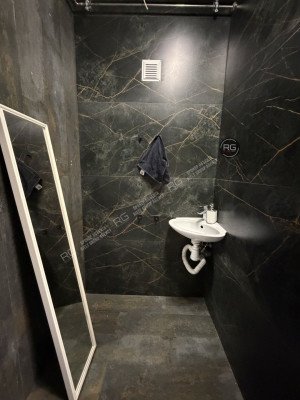 Миниатюра 8, Помещение с парковкой во дворе, 41,7 м², Санкт-Петербург, Адмиралтейский район, Курляндская ул., д.23, литер Б