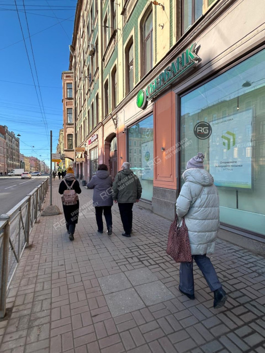 Помещение у м. "Василеостровская", 301 м², Санкт-Петербург, Василеостровский район, Средний В.О. пр-кт., д.35