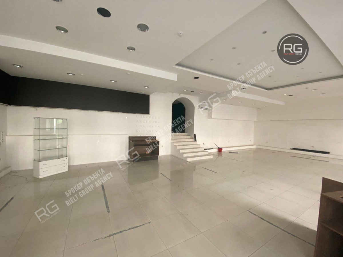 Фото 1, Помещение у метро, 251 м², Санкт-Петербург, Центральный район, Загородный пр-кт., д.42