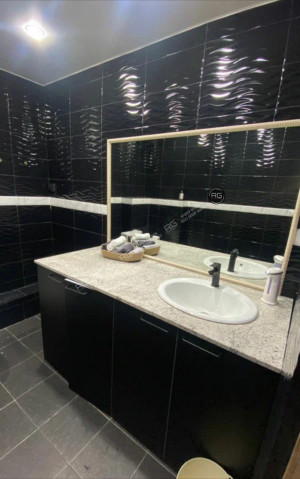 Миниатюра 11, Помещение в центре с арендатором, 128 м², Санкт-Петербург, Центральный район, Невский пр-кт., д.148