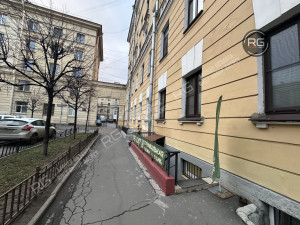 Миниатюра 2, Помещение в центре с арендатором, 79 м², Санкт-Петербург, Центральный район, 6-я Советская ул., д.18