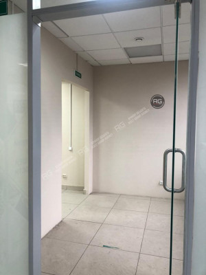 Миниатюра 4, Помещение в ТК у метро, 35,4 м², Санкт-Петербург, Красногвардейский район, Уткин пр-кт., д.13, к.15
