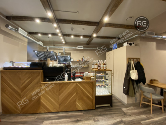 Продажа 50м2 рядом с метро, центр, 50 м², Санкт-Петербург, Центральный район, Маяковского ул., д.3