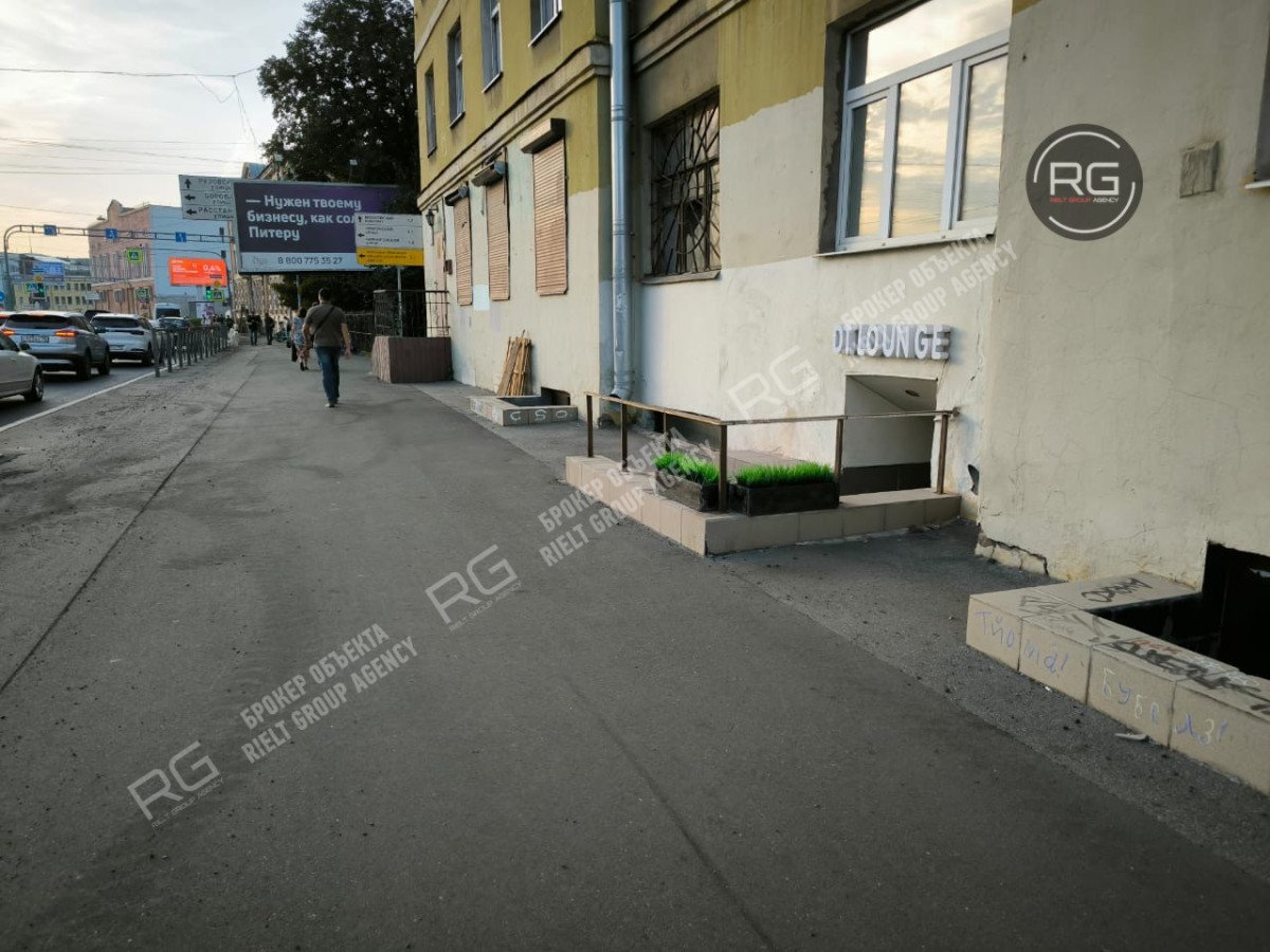 Фото 1, Продажа помещения у метро!, 105 м², Санкт-Петербург, Центральный район, Обводного канала наб., д.83