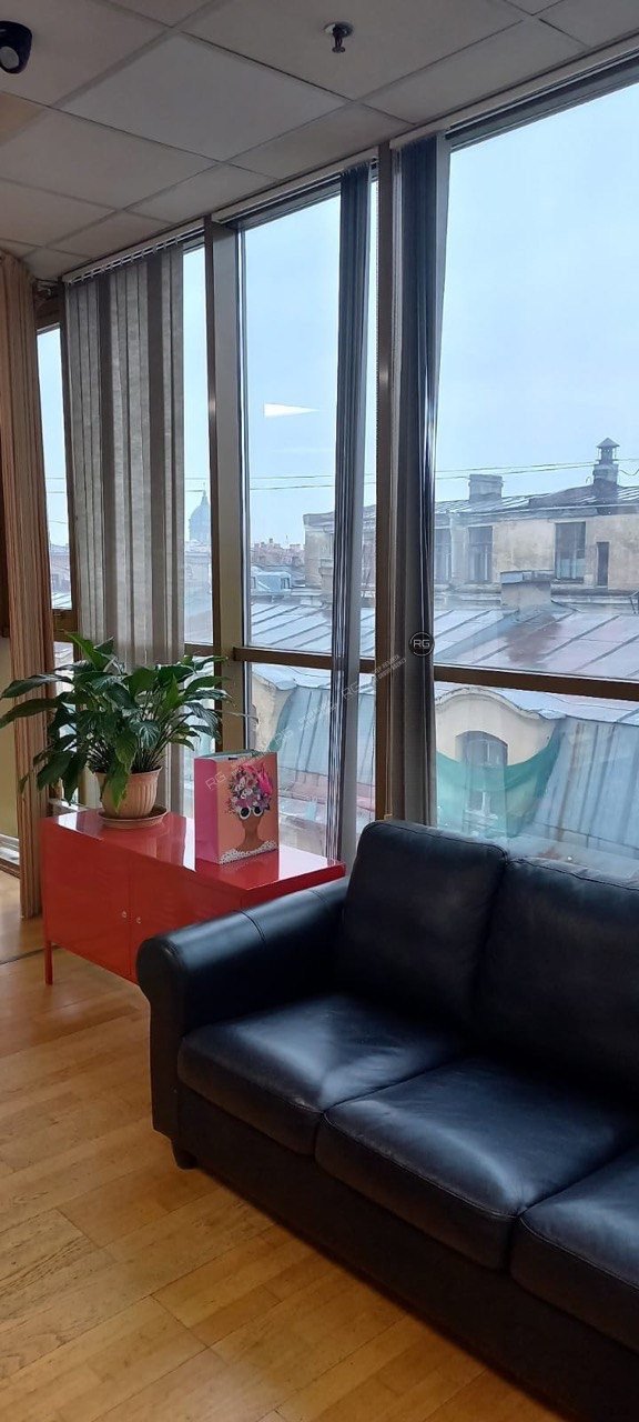   Продажа здания в центре, 2914.6 кв.м. 