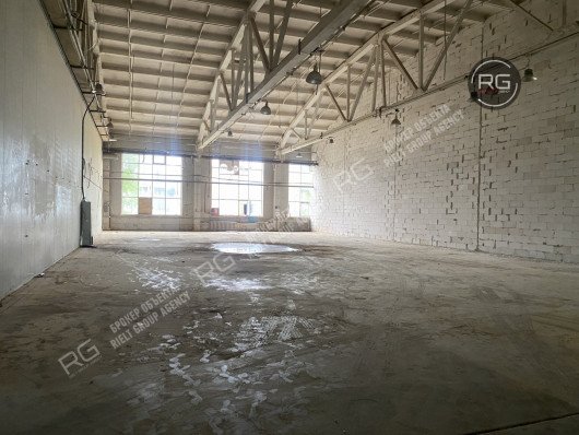 Производство/склад в метро! Центр, 1 040 м², Санкт-Петербург, Фрунзенский район, Нефтяная дорога., д.3