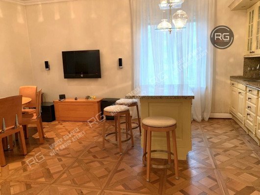 Просторная квартира на Московском, 197,5 м², Санкт-Петербург, Московский район, Московский пр-кт., д.192-194