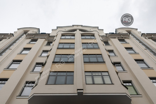 Просторная квартира с террасой, 148 м², Санкт-Петербург, Центральный район, 4-я Советская ул., д.9