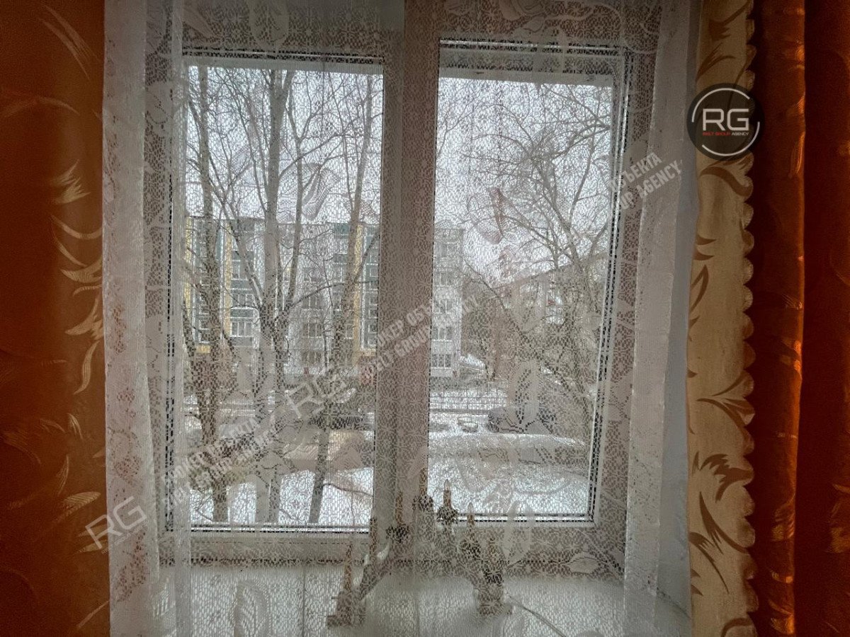 Миниатюра 13, Семейная квартира, 42,5 м², Ленинградская область, Гатчинский район, Гатчина г., 7 Армии ул., д.23/38