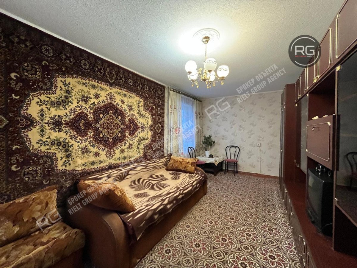 Миниатюра 9, Семейная квартира, 42,5 м², Ленинградская область, Гатчинский район, Гатчина г., 7 Армии ул., д.23/38