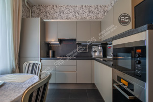 Миниатюра 9, Шикарная сталинка у метро!, 95 м², Санкт-Петербург, Московский район, Бассейная ул., д.43, литер А