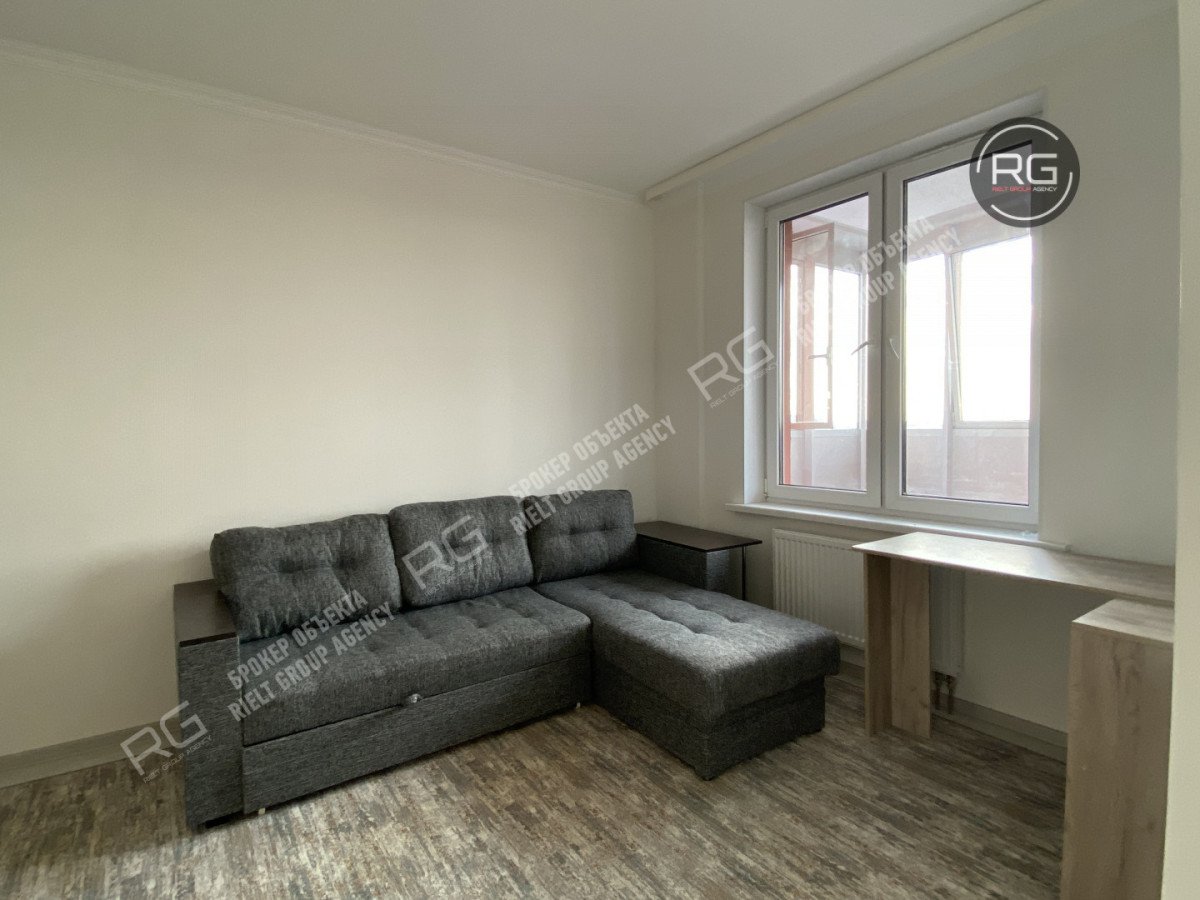 Фото 1, Видовая в 15 мин пешком от метро!, 32,6 м², Санкт-Петербург, Выборгский район, Кустодиева ул., д.5, к.1, строение 1