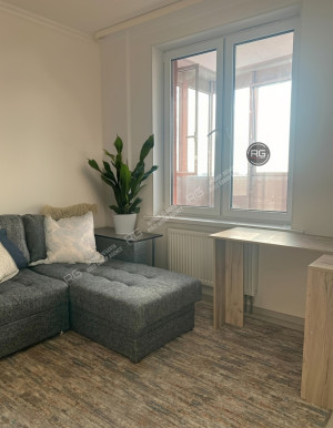 Миниатюра 2, Видовая в 15 мин пешком от метро!, 32,6 м², Санкт-Петербург, Выборгский район, Кустодиева ул., д.5, к.1, строение 1