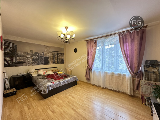 Зеленый район, пешком от метро, 42 м², Санкт-Петербург, Кировский район, Народного Ополчения пр-кт., д.139, литер А